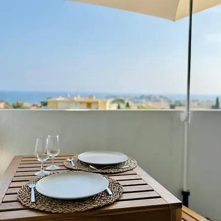 Moderne Et Lumineux Avec Balcon Vue A * Bandol